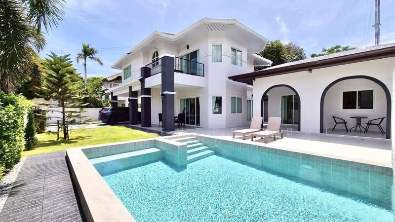 4 Bed Luxury Villa for Rent Only 95k in Green Field Villas 117 Sqw, Chon Buri (Pattaya), Map Yai Lia 24, Bang Lamung, Bang Lamung (Pattaya), Chon Buri (Pattaya), 4 Bedrooms, 232 sqm, Villa For Rent, by Siwas Thepphabut, 500345203 - DDproperty.com