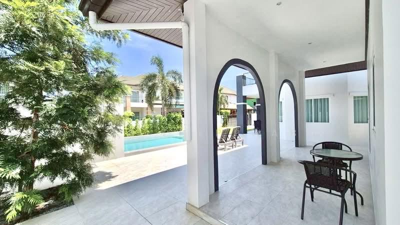 4 Bed Luxury Villa for Rent Only 95k in Green Field Villas 117 Sqw, Chon Buri (Pattaya), Map Yai Lia 24, Bang Lamung, Bang Lamung (Pattaya), Chon Buri (Pattaya), 4 Bedrooms, 232 sqm, Villa For Rent, by Siwas Thepphabut, 500345203 - DDproperty.com