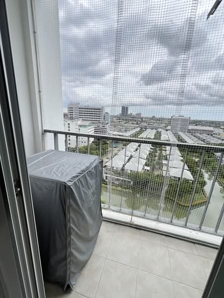 The Parkland Srinakarin Lakeside : เดอะ พาร์คแลนด์ ศรีนครินทร์ เลคไซด์, สมุทรปราการ, 555 ถ. ลาซาล, บางแก้ว, บางพลี, สมุทรปราการ, 40 ตร.ม., คอนโด ให้เช่า, โดย Tittayaporn Kim (Jenny), 500345209 - DDproperty.com