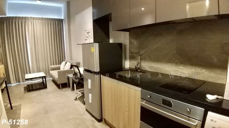 The Lofts Asoke, Bangkok, Sukhumvit 21 Road, Khlongtoei Nua, Watthana, Bangkok, 1 Bedroom, 35 sqm, Condo For Rent, by Susira Prueksawun, 500345223 - DDproperty.com
