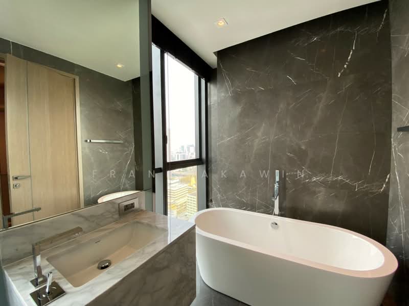 The Monument Thonglor, Bangkok, 998 Thonglor Road, Khlong Tan Nua, Watthana, Bangkok, 2 Bedrooms, 125 sqm, Condo For Rent, by Frank Akawin, 500345249 - DDproperty.com