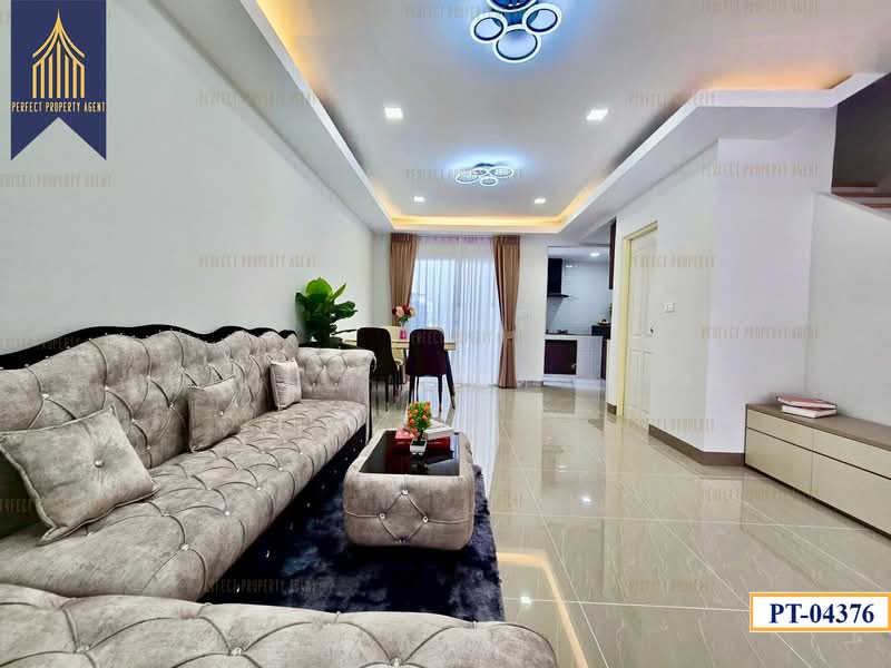 Areeya Daily Kaset-Nawamintr, Bangkok, Ladplakhao Road, Chorake Bua, Lat Phrao, Bangkok, 3 Bedrooms, 150 sqm, Townhouse For Sale, by ปภัชญา ธนัตถ์ภรณ์, 500345257 - DDproperty.com