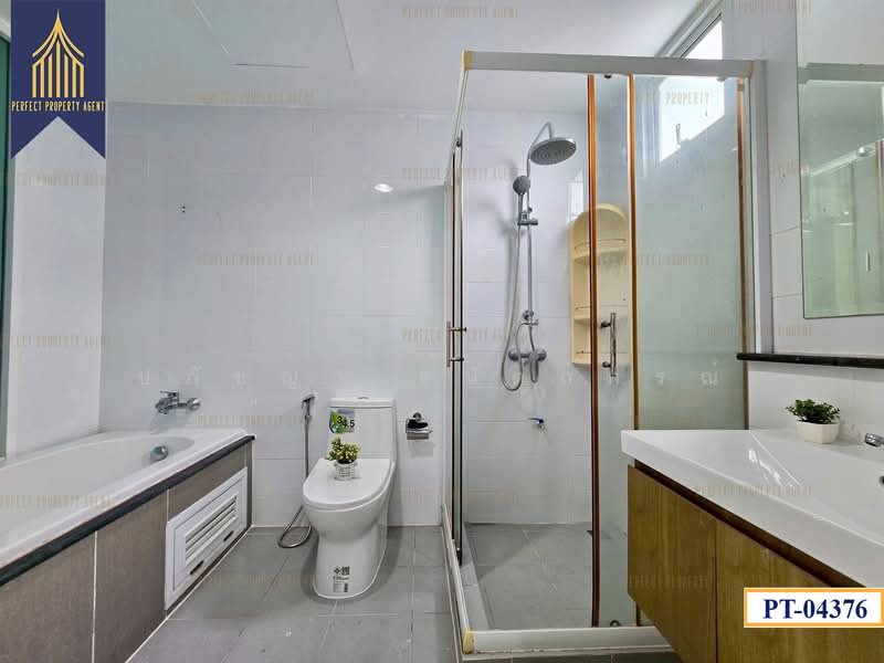 Areeya Daily Kaset-Nawamintr, Bangkok, Ladplakhao Road, Chorake Bua, Lat Phrao, Bangkok, 3 Bedrooms, 150 sqm, Townhouse For Sale, by ปภัชญา ธนัตถ์ภรณ์, 500345257 - DDproperty.com