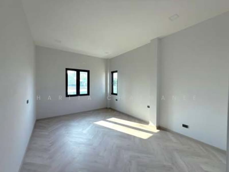 ไม่พบโครงการ, Chiang Mai, , Pa Daet, Muang Chiang Mai, Chiang Mai, 4 Bedrooms, 185 sqm, Single Detached House For Sale, by Pharita Chaimanee, 500345259 - DDproperty.com