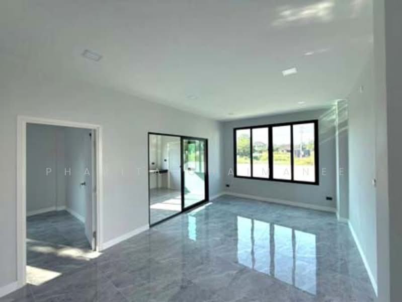 ไม่พบโครงการ, Chiang Mai, , Pa Daet, Muang Chiang Mai, Chiang Mai, 4 Bedrooms, 185 sqm, Single Detached House For Sale, by Pharita Chaimanee, 500345259 - DDproperty.com