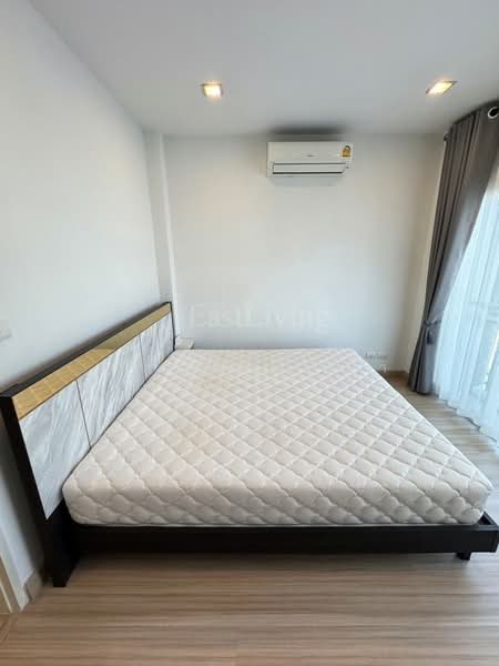 ให้เช่าบ้านแฝดหลังใหม่ ม.ทริโอทาวน์ อัสสัมชัญ ศรีราชา, Chon Buri (Pattaya), Surasak, Si Racha, Chon Buri (Pattaya), 3 Bedrooms, 150 sqm, Semi-Detached House (Twin House) For Rent, by Dusit Saengfa, 500345272 - DDproperty.com