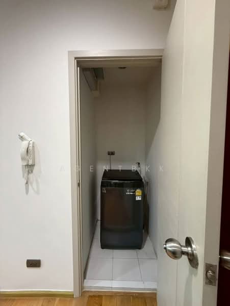 Fuse Sathorn-Taksin, Bangkok, Krung Thon Buri Road, Bang Lam Phu Lang, Khlong San, Bangkok, 1 Bedroom, 35 sqm, Condo For Rent, by Agentbkk, 500345285 - DDproperty.com