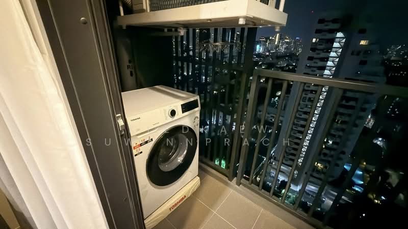 The Base Phetchaburi-Thonglor, Bangkok, Phetchaburi Rd, Bang Kapi, Huai Khwang, Bangkok, 1 Bedroom, 33 sqm, Condo For Rent, by Kledkaew Suwannpracha, 500345308 - DDproperty.com