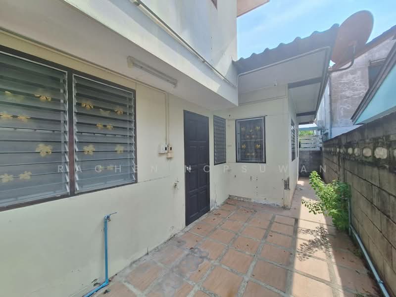 Sammakon Ramkhamhaeng, Bangkok, Ramkhamhaeng Road, Saphan Sung, Bangkok, 4 Bedrooms, 150 sqm, Single Detached House For Sale, by Rachen Nopsuwan, 500345314 - DDproperty.com