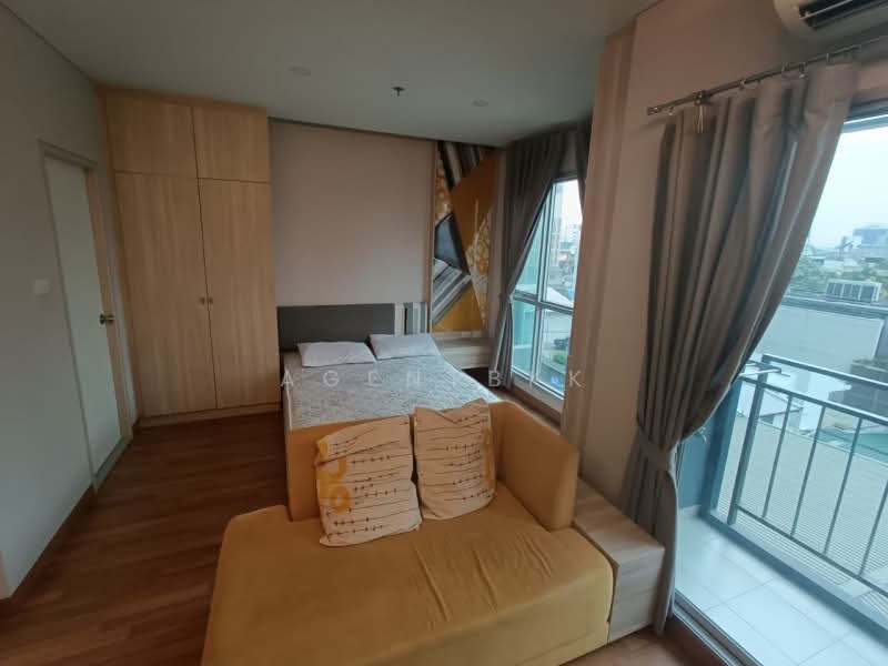 Lumpini Park Vibhavadi-Chatuchak, Bangkok, Soi Vibhavadi Rangsit 3, Vibhavadi Rangsit Road, Jom Phon, Chatuchak, Bangkok, Studio, 25 sqm, Condo For Rent, by Agentbkk, 500345323 - DDproperty.com
