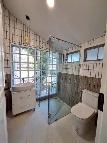 Sammakorn Ramkamhang 112, Bangkok, Saphan Sung, Bangkok, 4 Bedrooms, 200 sqm, Villa For Rent, by Rachen Nopsuwan, 500345344 - DDproperty.com