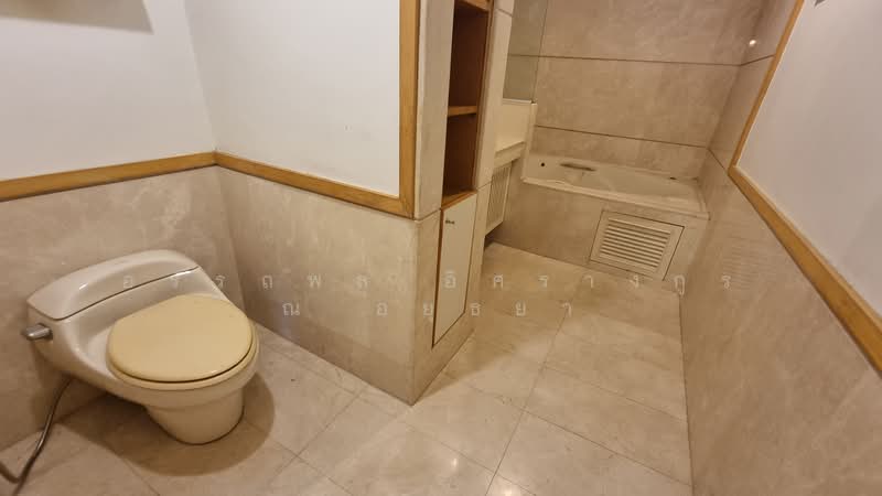 Aree Place Sukhumvit 26, Bangkok, Khong Tan, Khlong Toei, Bangkok, 3 Bedrooms, 173 sqm, Condo For Sale, by Attnapol Issarangul Na Ayudhya, 500345369 - DDproperty.com