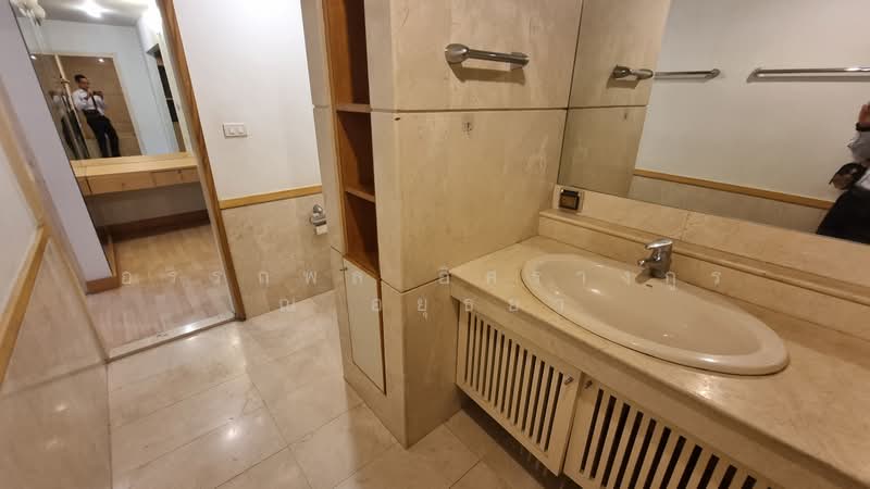 Aree Place Sukhumvit 26, Bangkok, Khong Tan, Khlong Toei, Bangkok, 3 Bedrooms, 173 sqm, Condo For Sale, by Attnapol Issarangul Na Ayudhya, 500345369 - DDproperty.com