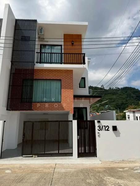 4R0202 This house for rent 3 bedroom 3 bathroom 65,000/month at patong have fully furnished, Phuket, Patong, Kathu, Phuket, 3 Bedrooms, 140 sqm, Semi-Detached House (Twin House) For Rent, by PK LIFE Property, 500345410 - DDproperty.com