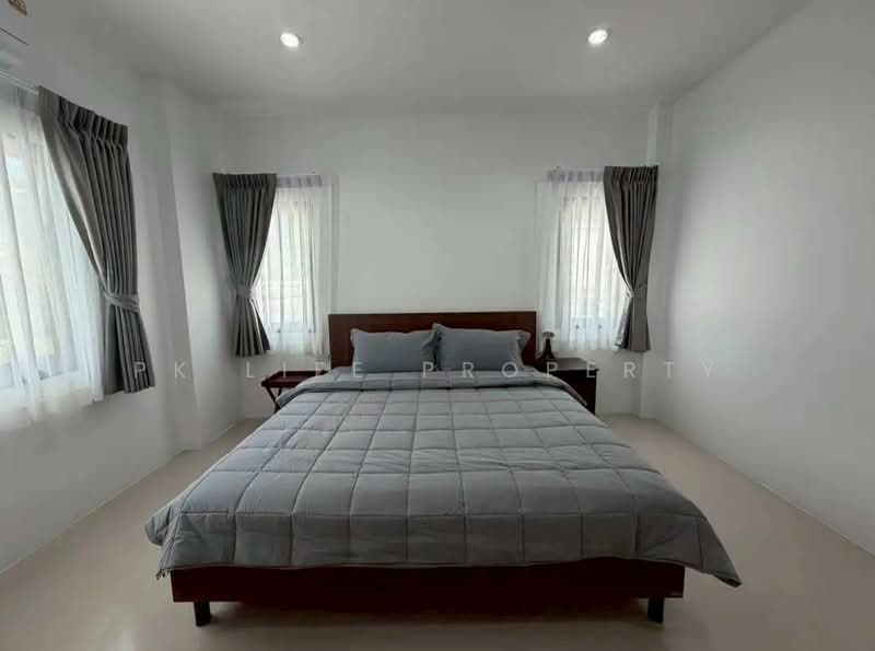 4R0202 This house for rent 3 bedroom 3 bathroom 65,000/month at patong have fully furnished, Phuket, Patong, Kathu, Phuket, 3 Bedrooms, 140 sqm, Semi-Detached House (Twin House) For Rent, by PK LIFE Property, 500345410 - DDproperty.com