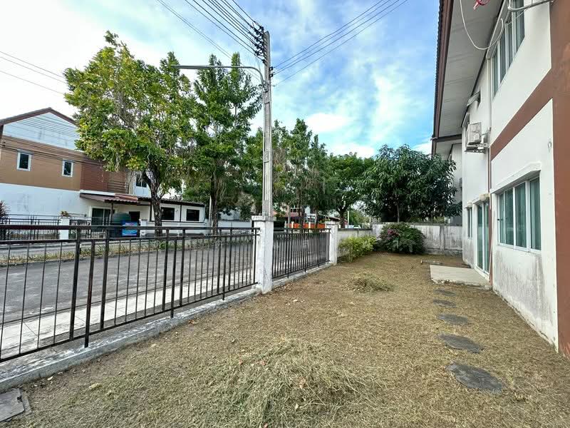 ให้เช่าบ้านเดี่ยว ม.ธาดาทาวน์ ออร่า หนองค้อ ศรีราชา, Chon Buri (Pattaya), Surasak, Si Racha, Chon Buri (Pattaya), 3 Bedrooms, 160 sqm, Single Detached House For Rent, by Dusit Saengfa, 500345417 - DDproperty.com