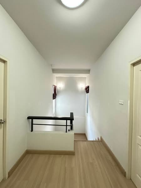 ให้เช่าบ้านเดี่ยว ม.ธาดาทาวน์ ออร่า หนองค้อ ศรีราชา, Chon Buri (Pattaya), Surasak, Si Racha, Chon Buri (Pattaya), 3 Bedrooms, 160 sqm, Single Detached House For Rent, by Dusit Saengfa, 500345417 - DDproperty.com