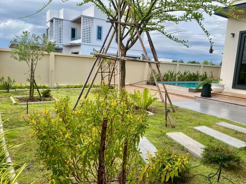 Louis Plaza Intersection, Chiang Mai, San Ton Pao, San Kamphaeng, Chiang Mai, 3 Bedrooms, 260 sqm, Single Detached House For Rent, by Tittayaporn Kim (Jenny), 500345436 - DDproperty.com