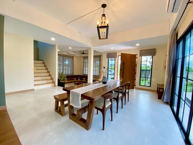 Louis Plaza Intersection, Chiang Mai, San Ton Pao, San Kamphaeng, Chiang Mai, 3 Bedrooms, 260 sqm, Single Detached House For Rent, by Tittayaporn Kim (Jenny), 500345436 - DDproperty.com