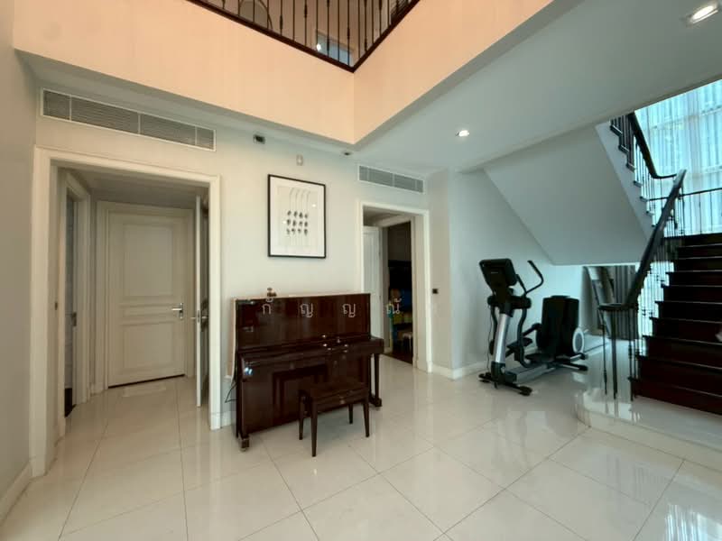 Ladawan Ratchapruek-Pinklao, Bangkok, Ratchapruek Road, Bang Ra Mat, Taling Chan, Bangkok, 4 Bedrooms, 620 sqm, Single Detached House For Sale, by กัญญณัช, 500345439 - DDproperty.com