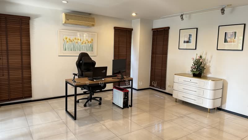 Phattanakan, Bangkok, พัฒนาการ, Phatthanakan, Suan Luang, Bangkok, 3 Bedrooms, 400 sqm, Single Detached House For Sale, by Natpit Chitsayapong, 500345462 - DDproperty.com