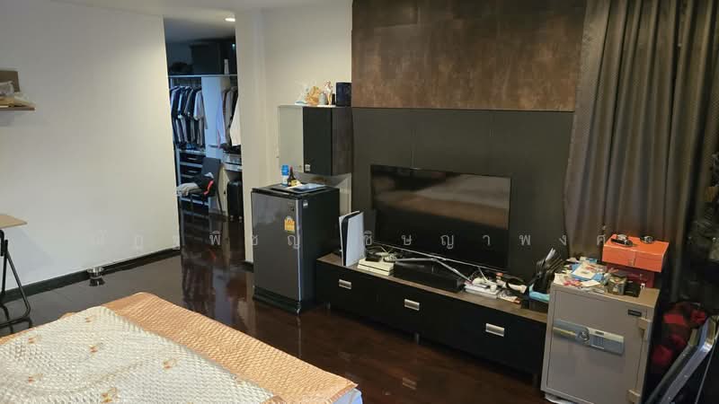 Phattanakan, Bangkok, พัฒนาการ, Phatthanakan, Suan Luang, Bangkok, 3 Bedrooms, 400 sqm, Single Detached House For Sale, by Natpit Chitsayapong, 500345462 - DDproperty.com