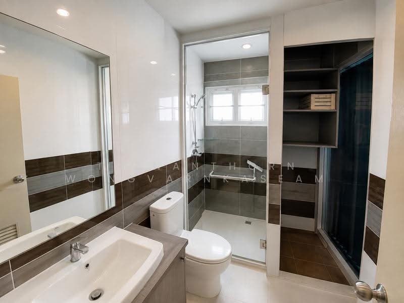 Sena Park Grand Ramindra, Bangkok, 18 Kanchanaphisek Rd, Khan Na Yao, Bangkok, 3 Bedrooms, 252 sqm, Single Detached House For Rent, by Thananthorn Wongvarnkaseam, 500345492 - DDproperty.com