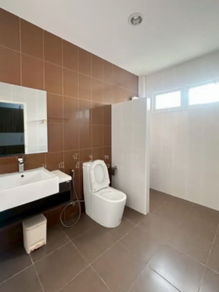 Suetrong Premium Bang Bua Thong 340, Nonthaburi, Bang Bua Thong-Suphanburi Road, Lahan, Bang Bua Thong, Nonthaburi, 4 Bedrooms, 280 sqm, Single Detached House For Rent, by นัฐพงค์ มณีอัครเนตร, 500345510 - DDproperty.com
