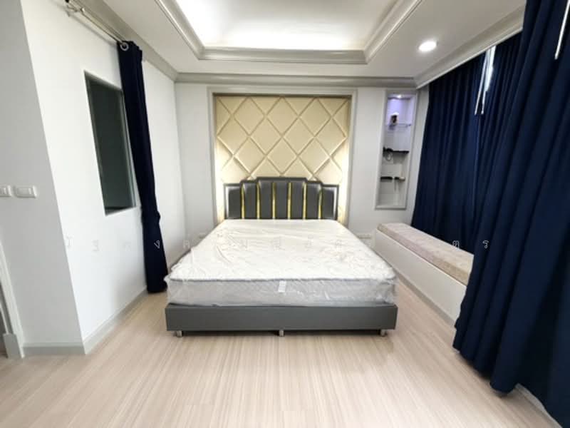 Baan Klang Muang Rama 9 (Motorway), Bangkok, New Bangkok-Chonburi Road, Suan Luang, Bangkok, 3 Bedrooms, 180 sqm, Townhouse For Rent, by นัฐพงค์ มณีอัครเนตร, 500345517 - DDproperty.com
