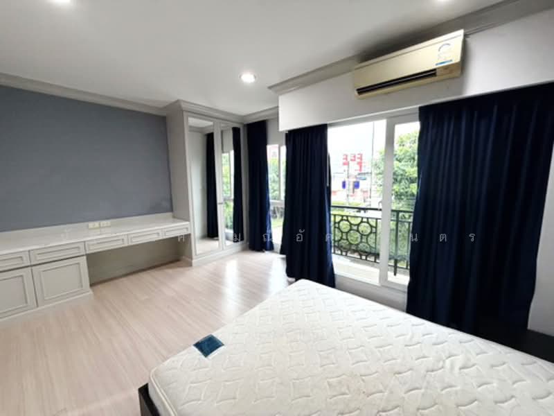Baan Klang Muang Rama 9 (Motorway), Bangkok, New Bangkok-Chonburi Road, Suan Luang, Bangkok, 3 Bedrooms, 180 sqm, Townhouse For Rent, by นัฐพงค์ มณีอัครเนตร, 500345517 - DDproperty.com