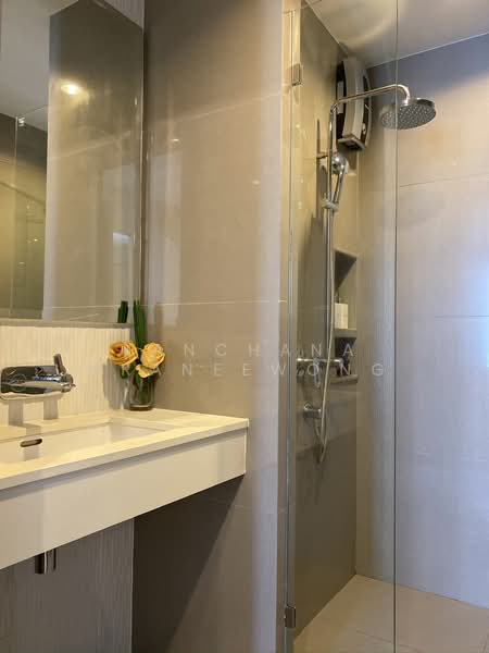 Rhythm Sukhumvit 42, Bangkok, Soi Sukhumvit 42, Sukhumvit Road, Phra Kanong, Khlong Toei, Bangkok, 1 Bedroom, 35 sqm, Condo For Rent, by Kanchana Praneewong, 500345523 - DDproperty.com