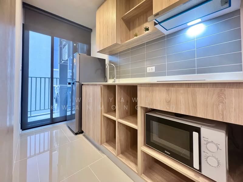 Chewathai Pinklao, Bangkok, Arun Amarin Road, Bang Yi Khan, Bang Phlat, Bangkok, 1 Bedroom, 30 sqm, Condo For Rent, by Waiyawut Kwanmongkhol, 500345530 - DDproperty.com