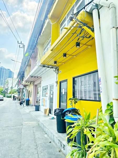 ไม่พบโครงการ, กรุงเทพ, สาธุประดิษฐ์ 39-45, ช่องนนทรี, ยานนาวา, กรุงเทพ, 144 ตร.ม., ตึกแถว-อาคารพาณิชย์ ให้เช่า, โดย ณัฐพงศ์ สุนทรอรุณ, 500345534 - DDproperty.com