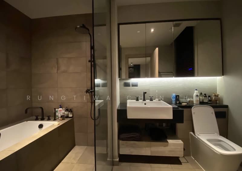 The Lofts Asoke, Bangkok, Sukhumvit 21 Road, Khlongtoei Nua, Watthana, Bangkok, 2 Bedrooms, 85 sqm, Condo For Rent, by Rungtiwa Chinchai, 500345538 - DDproperty.com