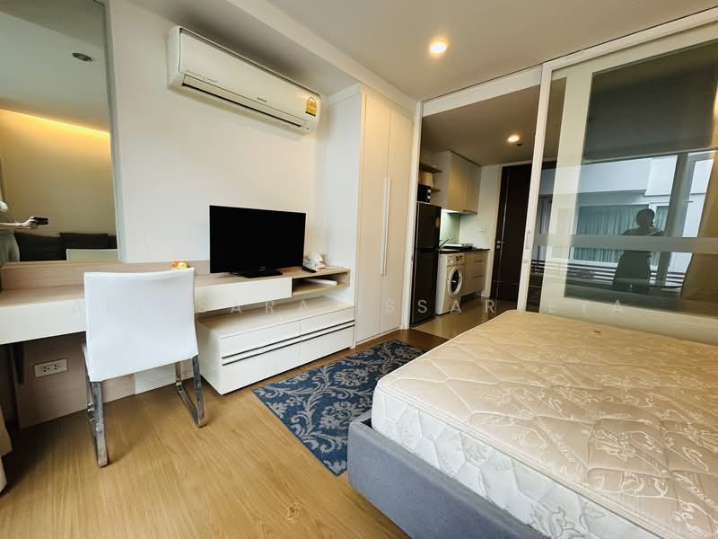 15 Sukhumvit Residences, Bangkok, Soi Sukhumvit 15, Khlongtoei Nua, Watthana, Bangkok, 1 Bedroom, 24 sqm, Condo For Rent, by Apissara Issareeya, 500345554 - DDproperty.com