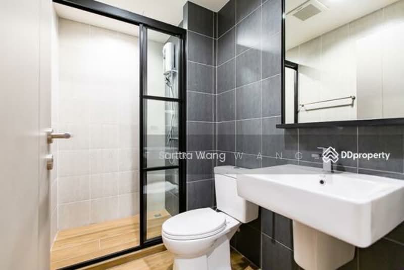 The Base Garden Rama 9, Bangkok, 18 Rama 9 Road, Hua Mak, Bang Kapi, Bangkok, 1 Bedroom, 27 sqm, Condo For Sale, by Sarttra Wang, 500345591 - DDproperty.com