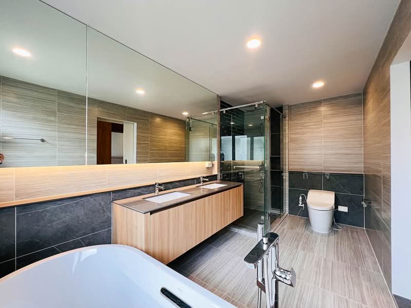 Burasiri Krungthep Kreetha, Bangkok, 95 Soi Pracha Ruam Chai, Hua Mak, Bang Kapi, Bangkok, 4 Bedrooms, 330 sqm, Single Detached House For Rent, by Somchai Ruechajirakit, 500345605 - DDproperty.com