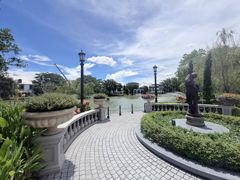 Narasiri Victoire Krungthep Kreetha, Bangkok, Hua Mak, Bang Kapi, Bangkok, 4 Bedrooms, 453 sqm, Single Detached House For Sale, by Areeya Kingwichit, 500345614 - DDproperty.com