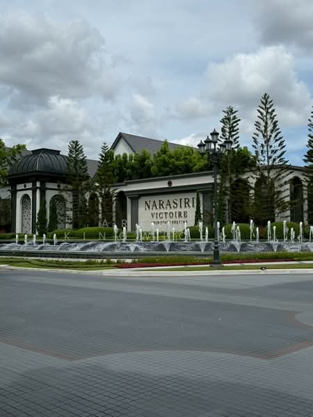 Narasiri Victoire Krungthep Kreetha, Bangkok, Hua Mak, Bang Kapi, Bangkok, 4 Bedrooms, 453 sqm, Single Detached House For Sale, by Areeya Kingwichit, 500345614 - DDproperty.com