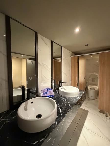 ให้เช่าอาคารพาณิชย์เดี่ยว ทองหล่อ | 3 ชั้น | พื้นที่ใช้สอย 200 ตร.ม. เหมาะสำหรับสปา ร้านอาหาร, กรุงเทพ, คลองเตย, กรุงเทพ, 200 ตร.ม., ตึกแถว-อาคารพาณิชย์ ให้เช่า, โดย PROPERTYSIGHTS REAL ESTATE, 500345624 - DDproperty.com
