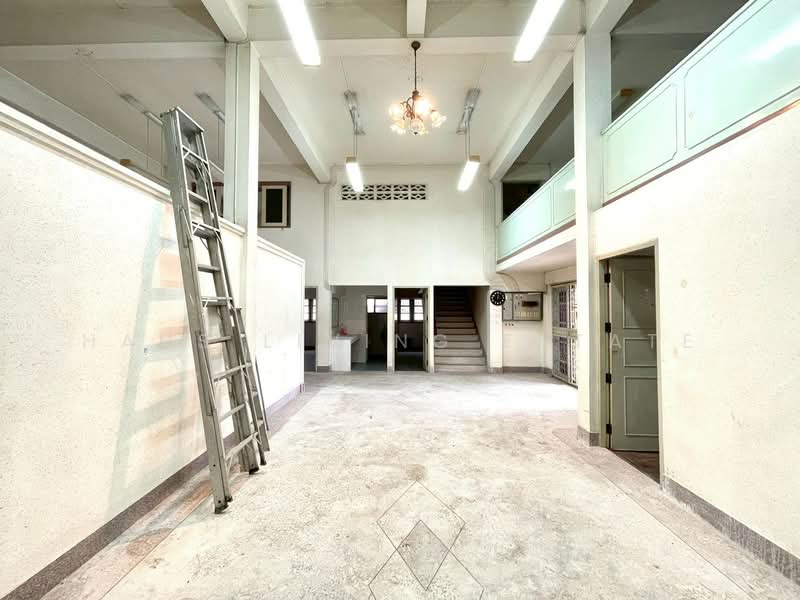Baan Ruam Kao Phutthamonthon Sai 2, Bangkok, Phutthamonthon Sai 2 Road, Bang Phai, Bang Khae, Bangkok, 7 Bedrooms, 400 sqm, Single Detached House For Sale, by Haus Living Estate, 500345625 - DDproperty.com