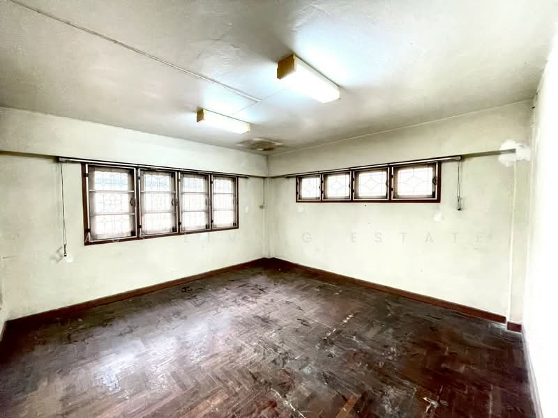 Baan Ruam Kao Phutthamonthon Sai 2, Bangkok, Phutthamonthon Sai 2 Road, Bang Phai, Bang Khae, Bangkok, 7 Bedrooms, 400 sqm, Single Detached House For Sale, by Haus Living Estate, 500345625 - DDproperty.com
