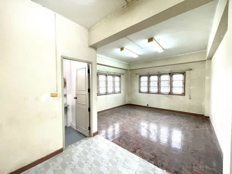 Baan Ruam Kao Phutthamonthon Sai 2, Bangkok, Phutthamonthon Sai 2 Road, Bang Phai, Bang Khae, Bangkok, 7 Bedrooms, 400 sqm, Single Detached House For Sale, by Haus Living Estate, 500345625 - DDproperty.com