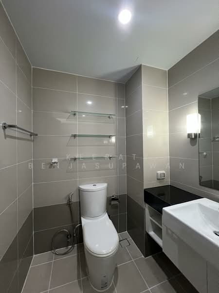 Supalai River Resort, Bangkok, 99 Charoennakhon Road, Samlae, Thon Buri, Bangkok, Studio, 38 sqm, Condo For Sale, by Keerati Benjasupawan, 500345653 - DDproperty.com