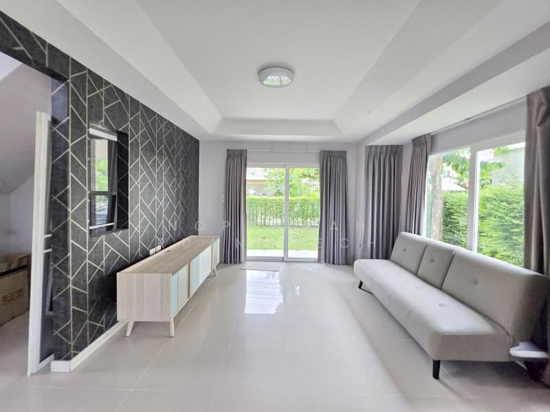 ให้เช่า บ้านเดี่ยว 2 ชั้น ถนน 345 ใกล้สารสราชพฤกษ์, Pathum Thani, Bang Khu Wat, Muang Pathum Thani, Pathum Thani, 3 Bedrooms, 120 sqm, Single Detached House For Rent, by Noppawan Ruangdech, 500345680 - DDproperty.com