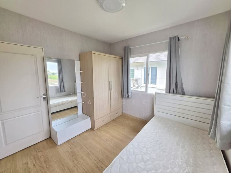 ให้เช่า บ้านเดี่ยว 2 ชั้น ถนน 345 ใกล้สารสราชพฤกษ์, Pathum Thani, Bang Khu Wat, Muang Pathum Thani, Pathum Thani, 3 Bedrooms, 120 sqm, Single Detached House For Rent, by Noppawan Ruangdech, 500345680 - DDproperty.com