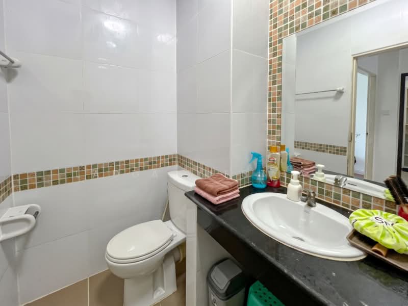 Park Village Onnut-Suvarnabhumi, Bangkok, On Nut Road, Soi 63/1, Prawet, Bangkok, 2 Bedrooms, 69 sqm, Condo For Sale, by Ladda Suebthai, 500345696 - DDproperty.com
