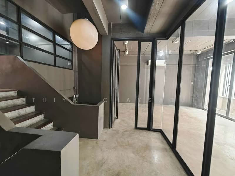 ทาวน์โฮม พระราม9 ซอย19, Bangkok, Huai Khwang, Bangkok, 6 Bedrooms, 300 sqm, Townhouse For Rent, by Thiya​ Chaysabut, 500345701 - DDproperty.com