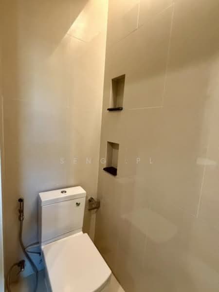 Bless Town Sukhumvit 50, Bangkok, Sukhumvit 50 Road, Phra Kanong, Khlong Toei, Bangkok, 3 Bedrooms, 240 sqm, Townhouse For Rent, by Narong Chutianankasem, 500345711 - DDproperty.com