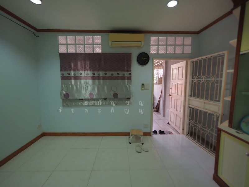 Baan Preecha 8, Bangkok, 458 Huamark Road, Hua Mak, Bang Kapi, Bangkok, 2 Bedrooms, 180 sqm, Townhouse For Sale, by Tanunchaya Ratchatapinyaporn, 500345737 - DDproperty.com